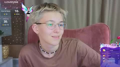 Snapshot of sharli_rose chatting on March 12, 3:18 pm Sharli online show from March 12, 3:18 pm