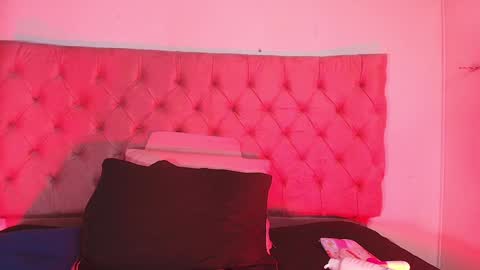 Sharlott online show from December 10, 12:27 pm