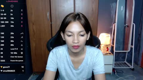 sharminex online show from December 7, 4:53 am