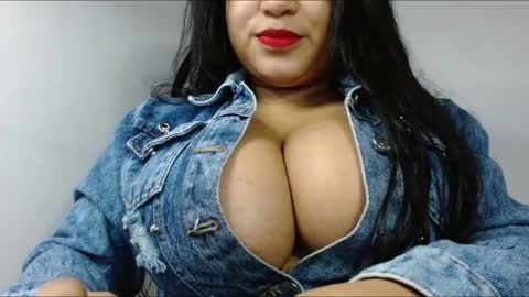 sharoll the queen of the milk show online show from December 10, 4:56 am