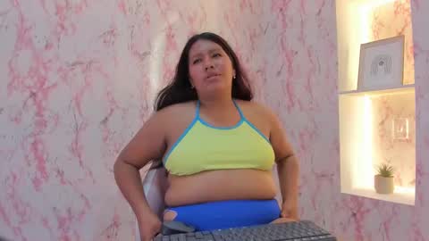Snapshot of sharon_curvvy chatting on September 29, 4:06 am Sharon Curvvy online show from September 29, 4:06 am