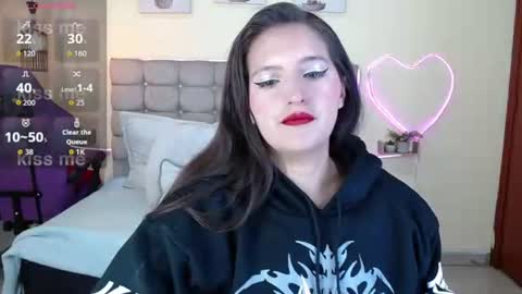 ESTEFI  online show from June 20, 7:17 pm