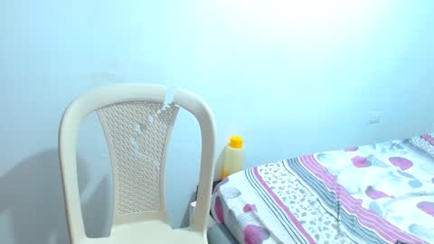 Snapshot of sharonevans1 chatting on September 8, 11:04 pm sharonevans1 online show from September 8, 11:04 pm