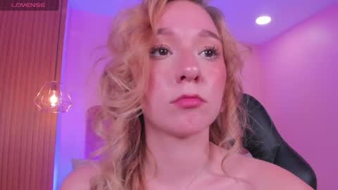Shantall online show from June 11, 5:26 am