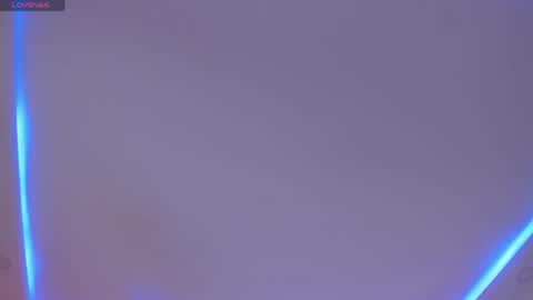 Shantall online show from May 30, 2:37 pm