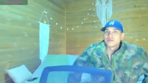 Shantall online show from June 18, 1:07 am