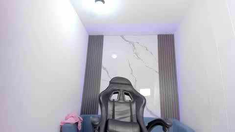 Lady Shauna online show from October 7, 3:55 am