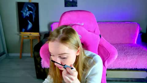 Shawty Mia online show from February 4, 8:01 pm