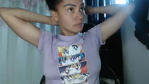 Shayna online show from December 29, 5:33 pm