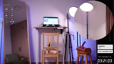 Laura c online show from October 16, 4:59 am