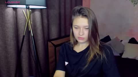 Snapshot of sheillatyler chatting on October 13, 7:11 am Alexis online show from October 13, 7:11 am