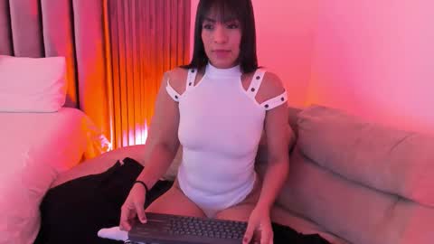 shelene_monrow online show from November 8, 3:06 pm