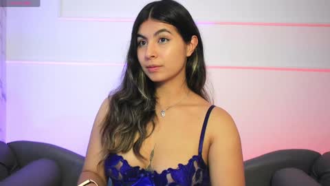 Snapshot of shelleymorell chatting on December 23, 12:19 pm Transmission schedule Monday - Friday 715 am to 200 pm time Colombia online show from December 23, 12:19 pm