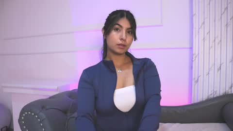 Snapshot of shelleymorell chatting on January 17, 12:21 pm Transmission schedule Monday - Friday 715 am to 200 pm time Colombia online show from January 17, 12:21 pm