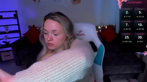 Snapshot of sherill_brill chatting on February 2, 7:52 am Sheril online show from February 2, 7:52 am