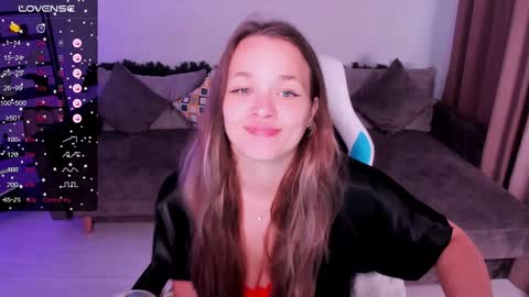 Snapshot of sherill_brill chatting on December 3, 7:41 am Sheril online show from December 3, 7:41 am