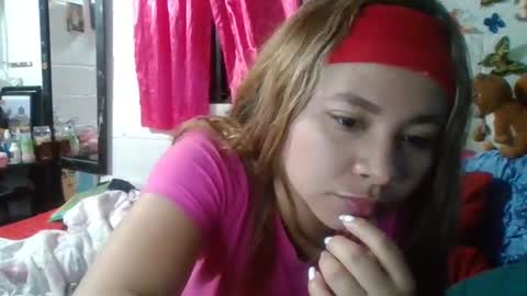 Snapshot of sherlyn_fox69 chatting on October 24, 3:57 am  Maria Saenz online show from October 24, 3:57 am