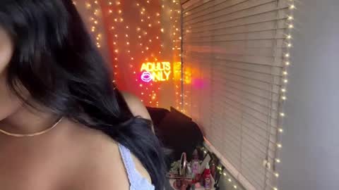Snapshot of shesonastyy_20 chatting on January 14, 5:51 am Ask about Factime and csh pp online show from January 14, 5:51 am