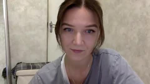 Jesica online show from November 18, 11:15 pm