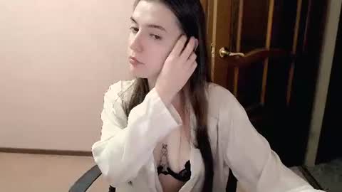 shiraha___rafieru online show from November 25, 7:26 pm