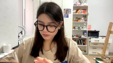 Marie online show from March 16, 2:21 pm