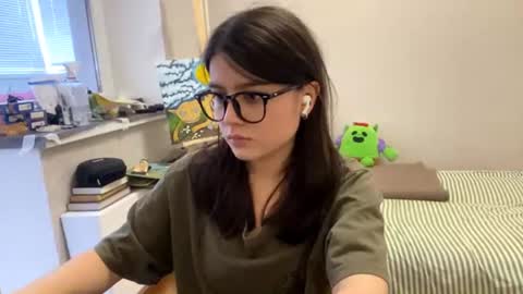 Marie online show from July 31, 2:29 pm