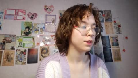 Snapshot of shy_kiss_twinkle_bloop chatting on September 9, 2:50 pm Milena online show from September 9, 2:50 pm