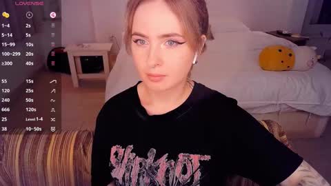 Effie online show from March 3, 12:42 pm