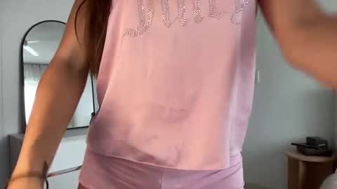 Snapshot of shysashy chatting on January 13, 11:38 pm Sasha online show from January 13, 11:38 pm