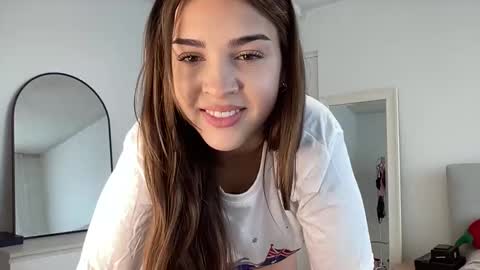 Snapshot of shysashy chatting on January 24, 10:41 pm Sasha online show from January 24, 10:41 pm