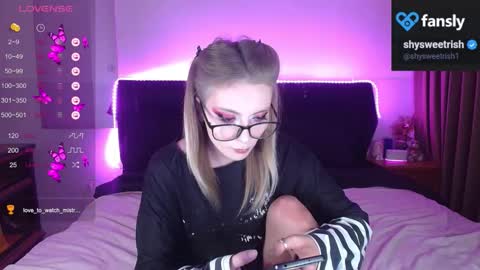 shysweetrish online show from November 27, 3:09 am