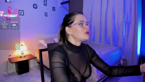 SIa  online show from June 11, 11:01 pm