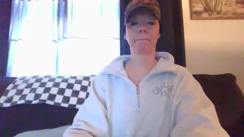 Mrs. St. Patrickk online show from December 16, 7:32 pm