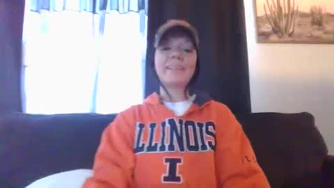 Mrs. St. Patrickk online show from January 9, 7:40 pm