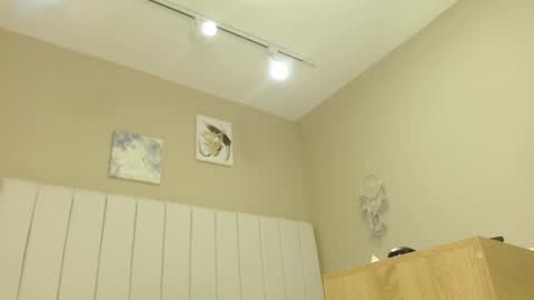 Snapshot of sienna_valexx chatting on September 16, 12:57 pm Sienna online show from September 16, 12:57 pm