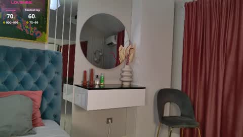 Sienna online show from July 29, 11:43 am