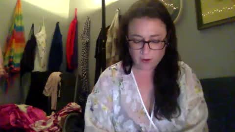 siennavia online show from March 10, 4:38 am