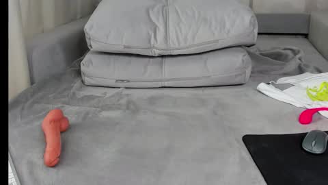 SilasCollins online show from March 6, 9:04 am