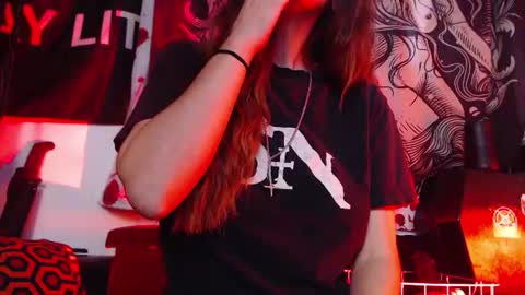 Allmylinkssilentmary666 online show from July 18, 3:14 pm