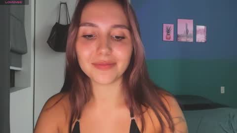 You fav Miss Si online show from May 11, 1:02 pm