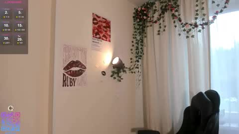 Snapshot of silkencrave chatting on October 5, 7:24 am Call me Mia online show from October 5, 7:24 am
