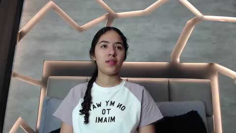 silknyx online show from March 12, 2:20 pm