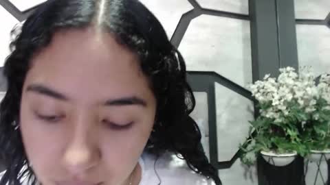 silknyx online show from March 16, 7:29 pm