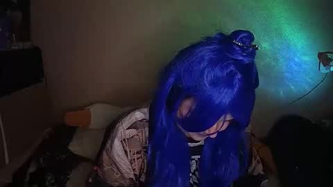 Snapshot of silkyscent chatting on September 28, 4:23 pm silkyscent online show from September 28, 4:23 pm