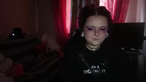 Snapshot of silkyscent chatting on September 9, 11:54 am silkyscent online show from September 9, 11:54 am