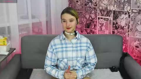 Snapshot of silva__tail chatting on October 16, 1:25 pm Silva online show from October 16, 1:25 pm