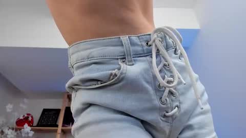 Wendy help me get get 69 likes  online show from December 4, 7:32 am