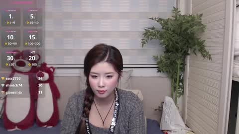 Snapshot of simonastephanie chatting on September 24, 7:13 pm simonastephanie online show from September 24, 7:13 pm