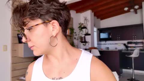 Sim. online show from December 16, 6:14 pm