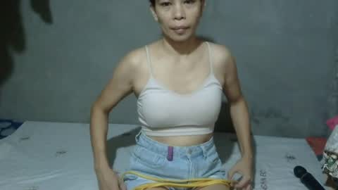 mia online show from June 19, 11:52 pm